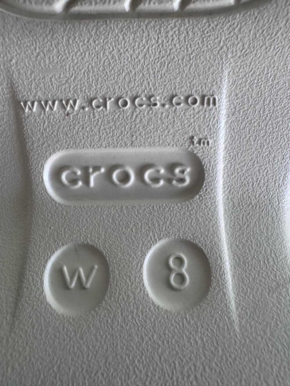 CROCS Women's Skyline Slide in Bone - Picture 6 of 7